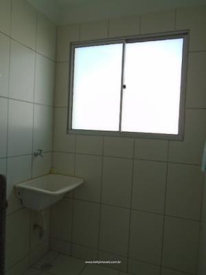 Apartamento à venda com 2 quartos, 60m² - Foto 3