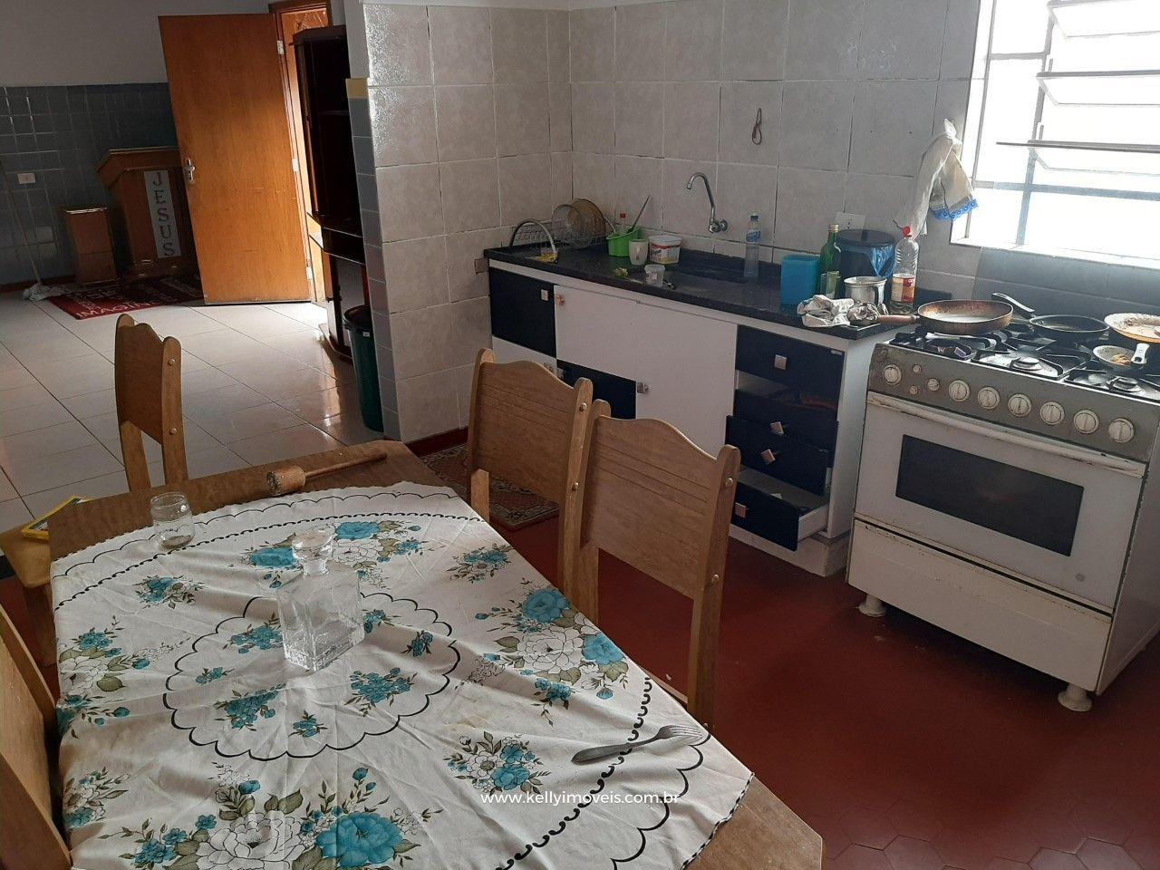 Casa à venda com 5 quartos, 300m² - Foto 10