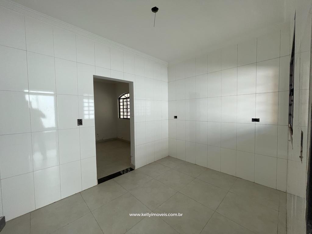 Casa à venda com 2 quartos, 330m² - Foto 8