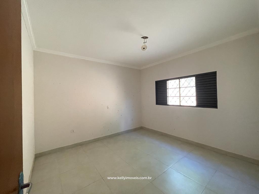 Casa à venda com 2 quartos, 330m² - Foto 12