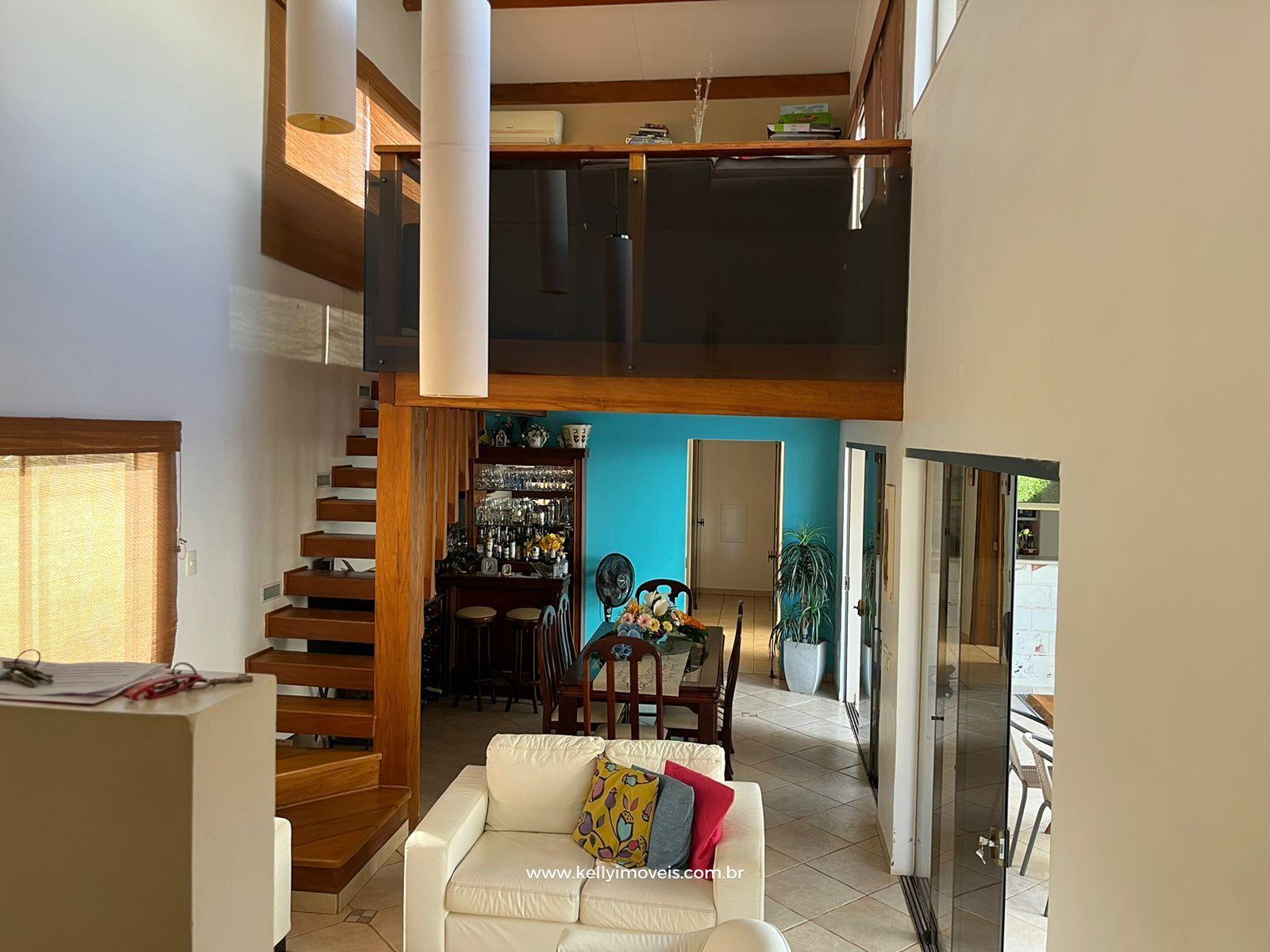 Casa de Condomínio à venda com 3 quartos, 235m² - Foto 2