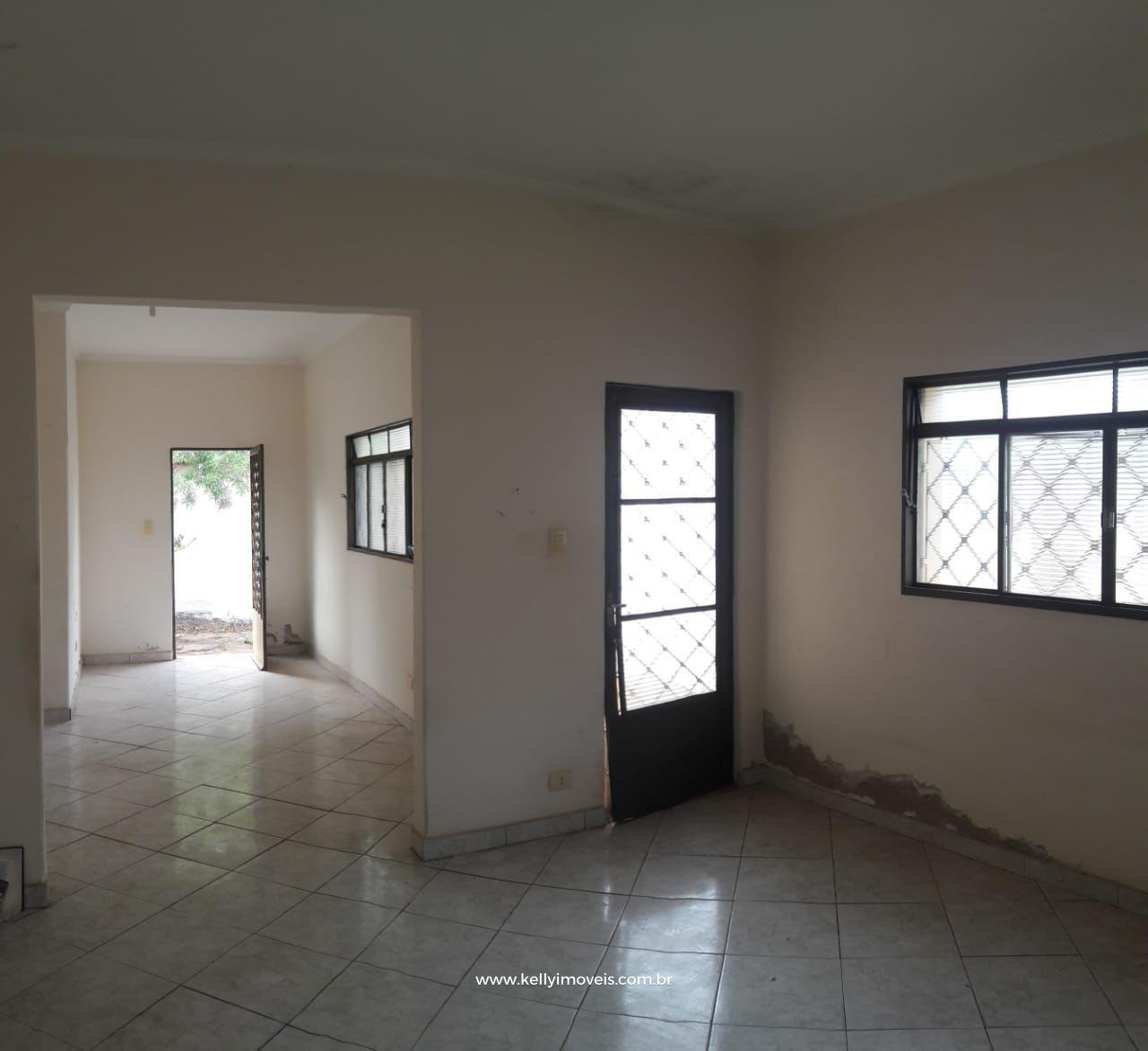 Casa à venda com 3 quartos, 374m² - Foto 4