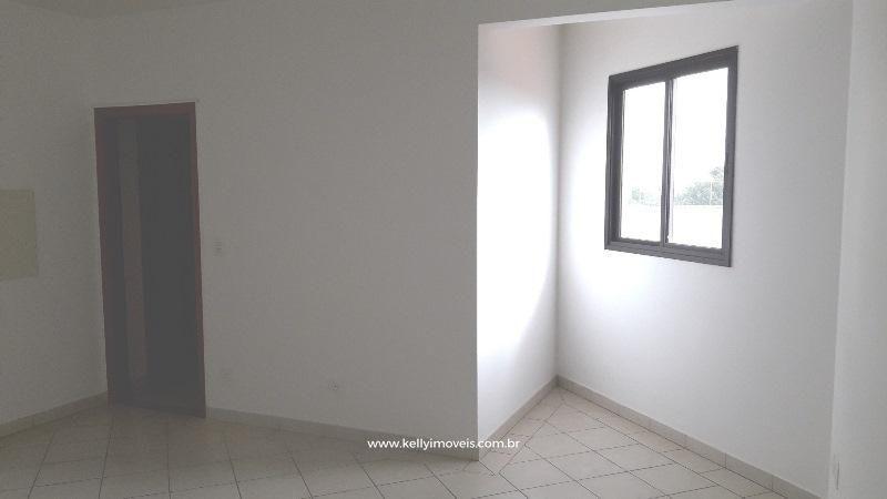 Apartamento à venda com 2 quartos, 131m² - Foto 2