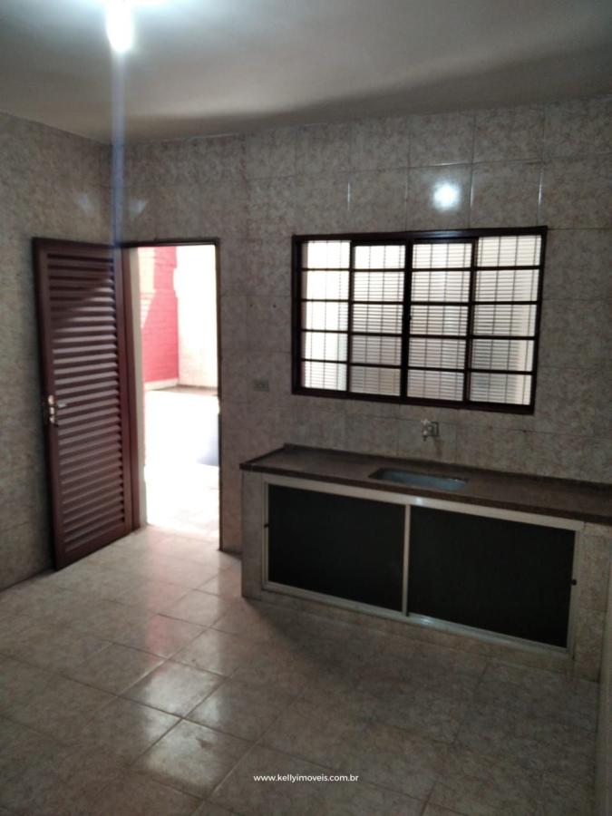 Casa à venda com 4 quartos, 270m² - Foto 6