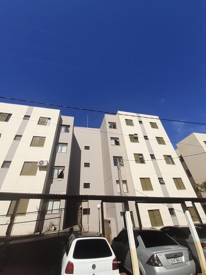 Apartamento à venda com 2 quartos, 47m² - Foto 1