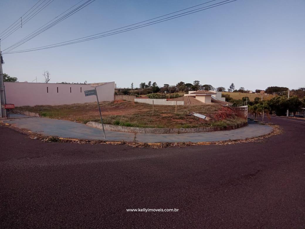 Terreno à venda, 600m² - Foto 1