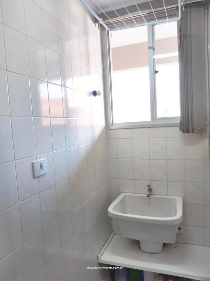 Apartamento à venda com 2 quartos, 75m² - Foto 14