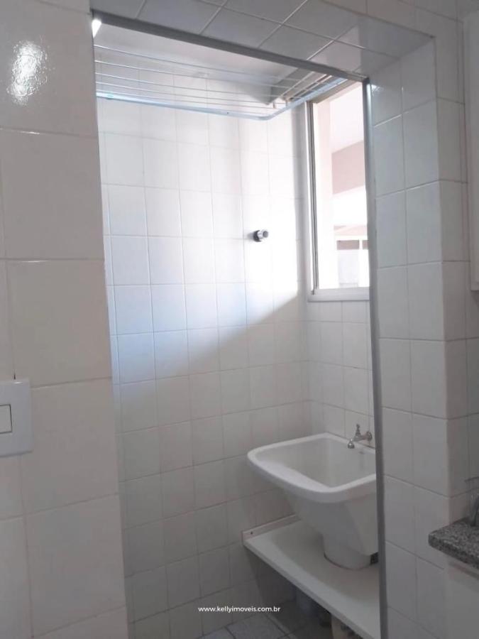 Apartamento à venda com 2 quartos, 75m² - Foto 15