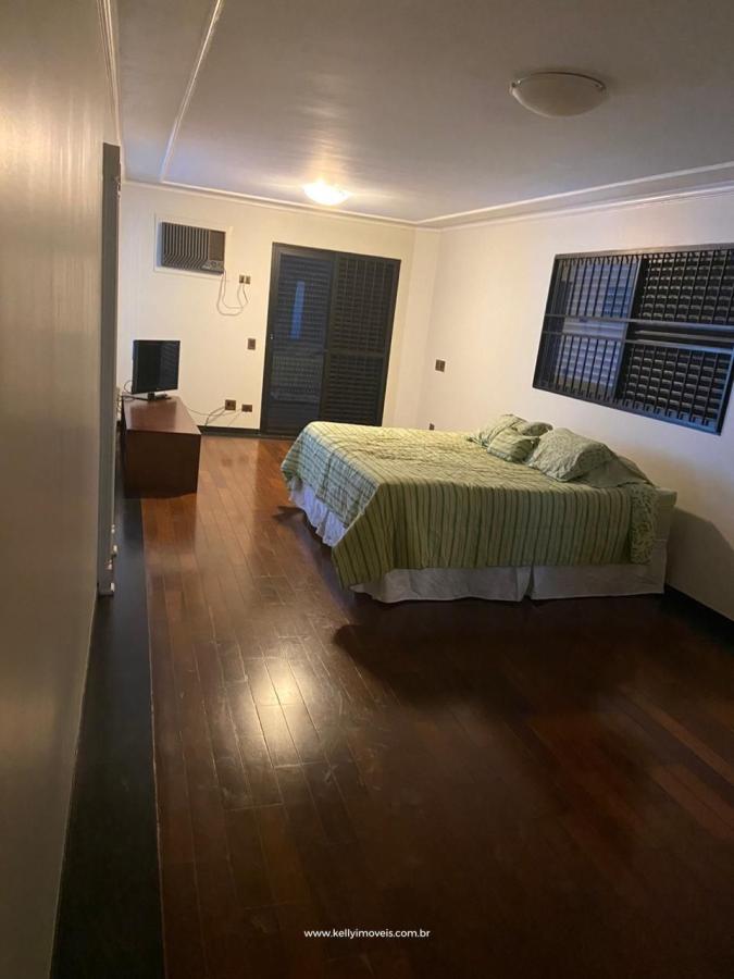 Apartamento à venda com 3 quartos, 312m² - Foto 11