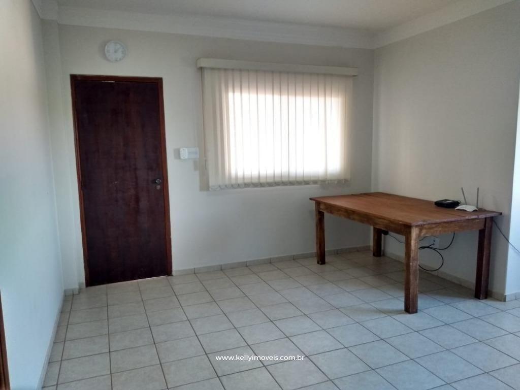 Apartamento à venda com 2 quartos, 75m² - Foto 1