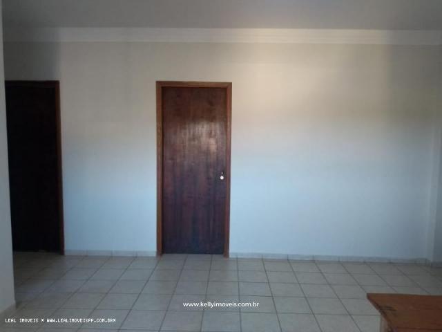 Apartamento à venda com 2 quartos, 75m² - Foto 12