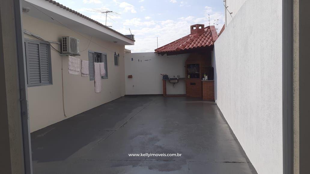 Casa à venda com 3 quartos, 189m² - Foto 16