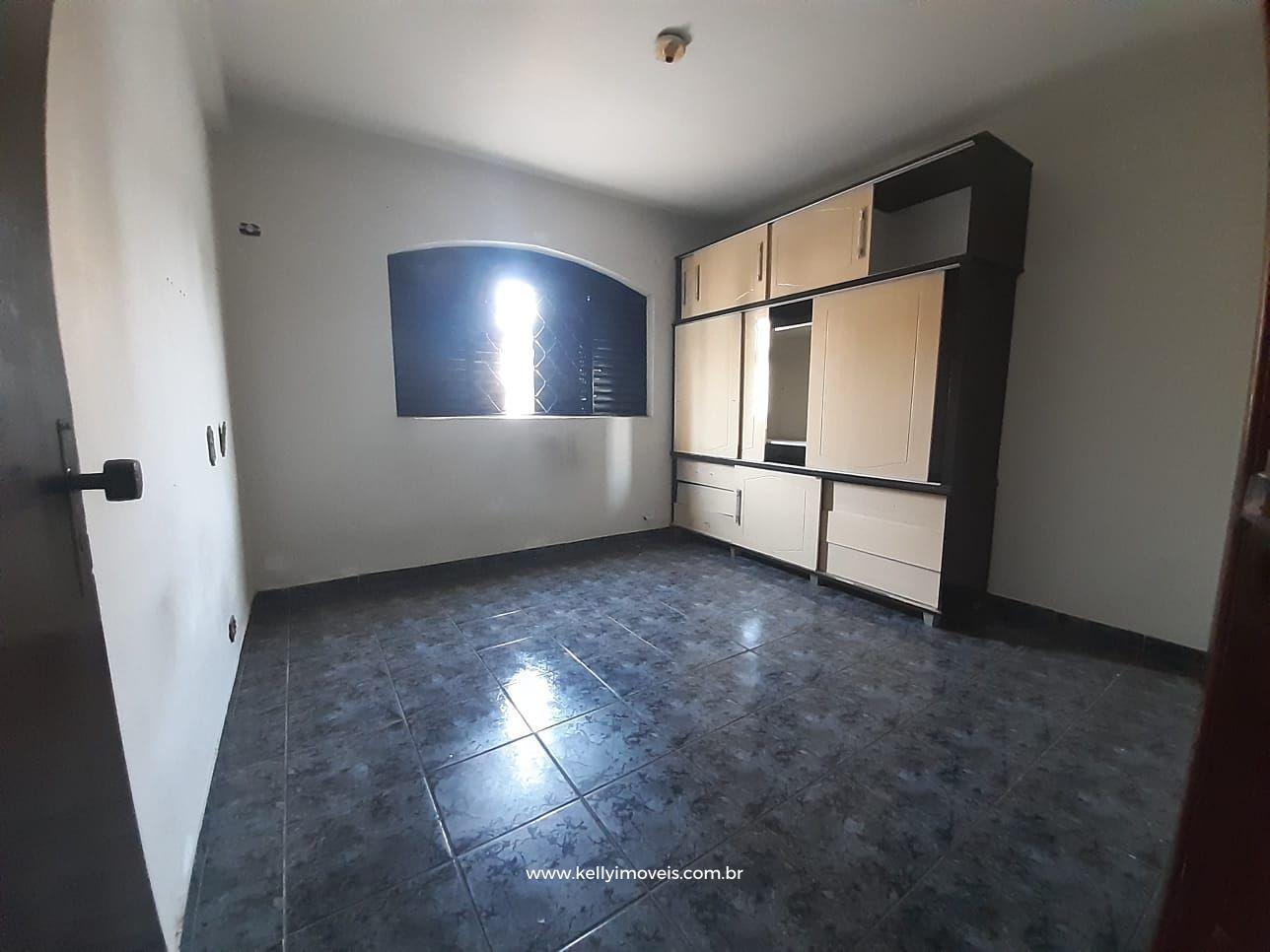 Casa à venda com 4 quartos, 300m² - Foto 8