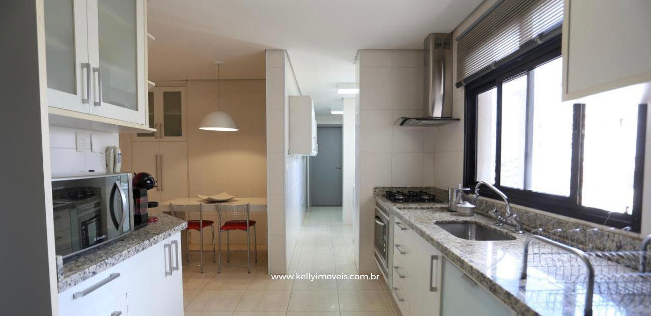 Apartamento à venda com 3 quartos, 237m² - Foto 6