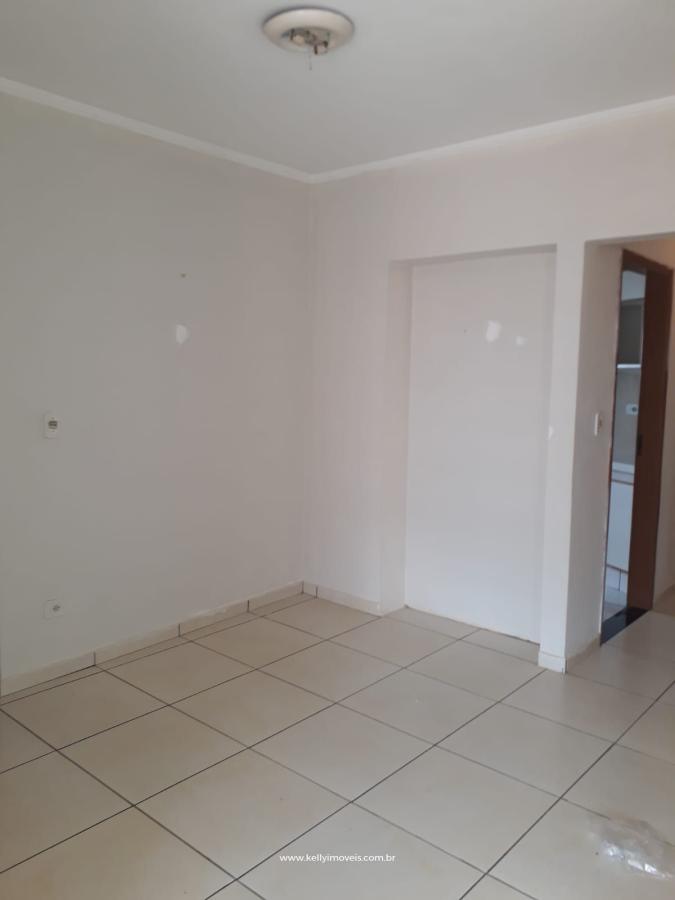 Apartamento para alugar com 2 quartos, 127m² - Foto 2