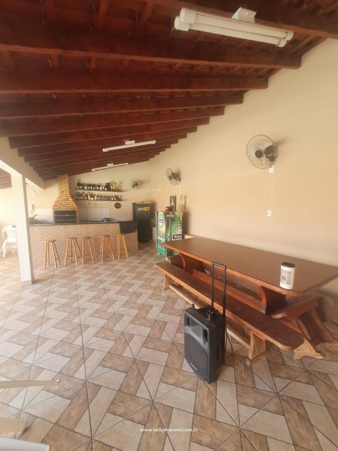 Casa à venda com 4 quartos, 300m² - Foto 11