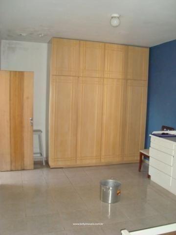 Casa à venda com 1 quarto, 600m² - Foto 2