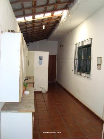 Casa à venda com 3 quartos, 600m² - Foto 9