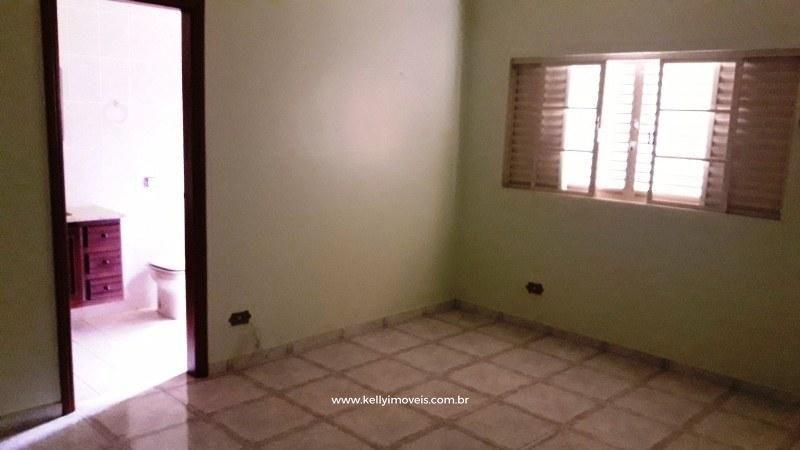 Casa à venda com 3 quartos, 352m² - Foto 11