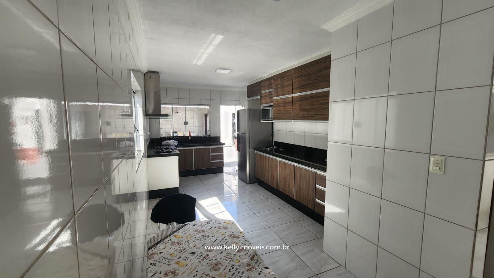 Casa à venda com 4 quartos, 300m² - Foto 5