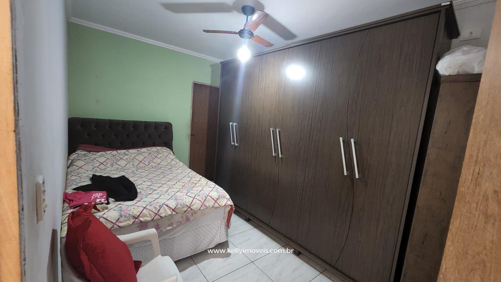 Casa à venda com 4 quartos, 300m² - Foto 12