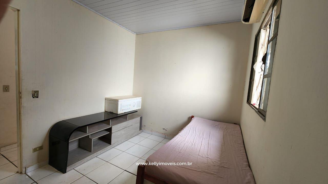 Casa à venda com 2 quartos, 200m² - Foto 10