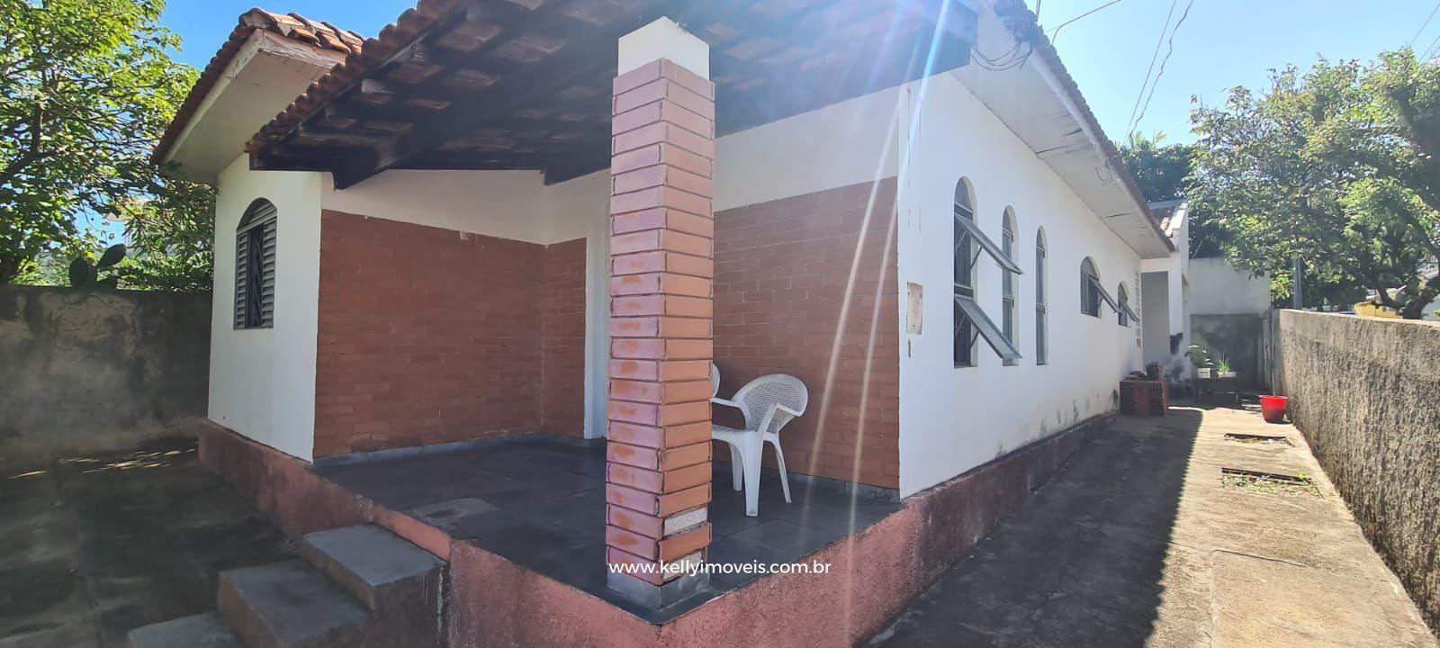 Casa à venda com 3 quartos, 242m² - Foto 3