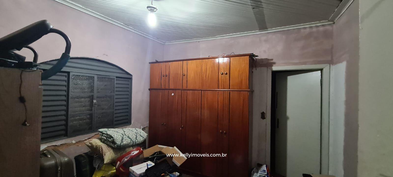 Casa à venda com 3 quartos, 242m² - Foto 11