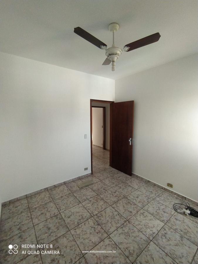 Apartamento à venda com 3 quartos, 138m² - Foto 4