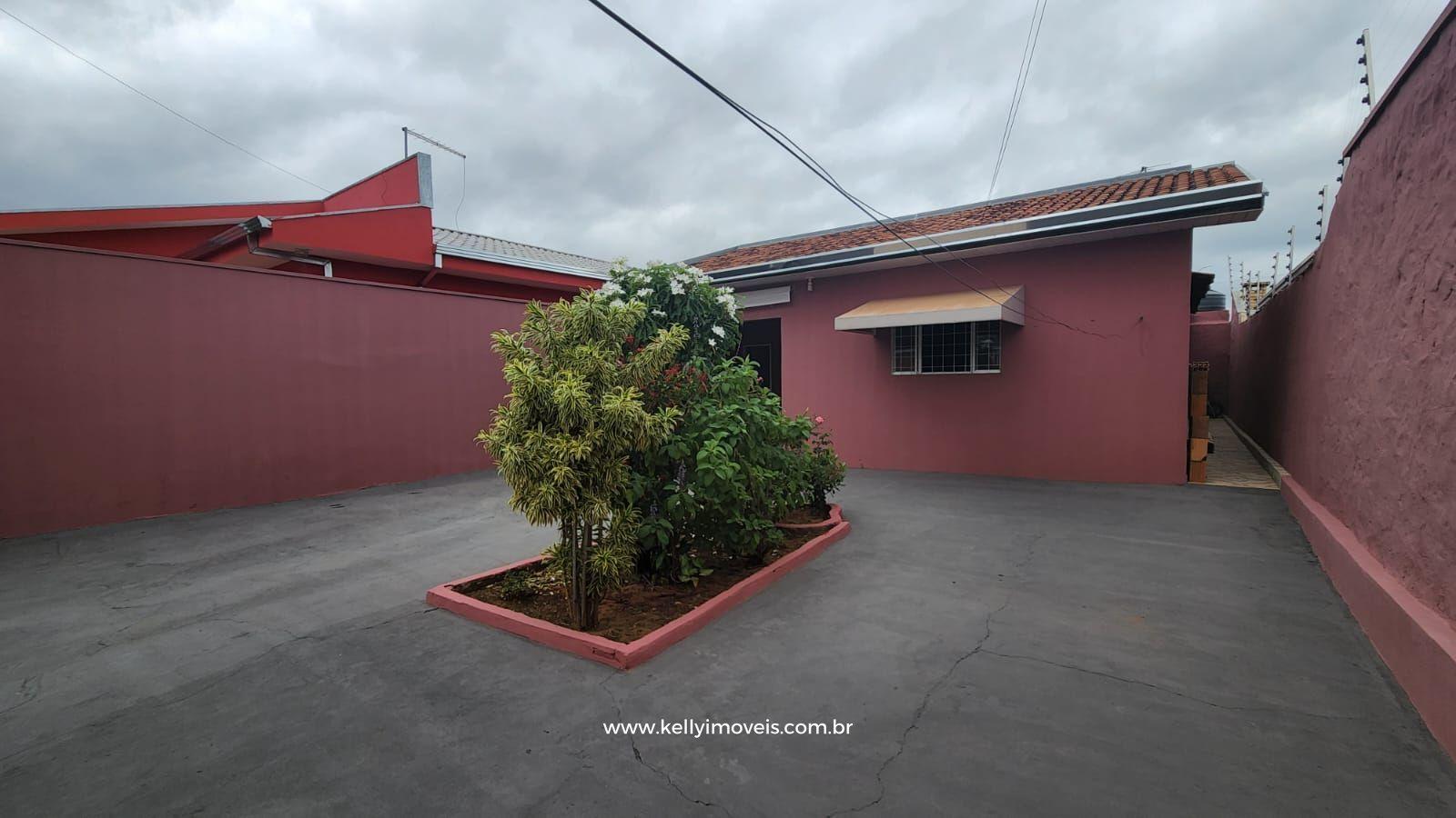 Casa à venda com 3 quartos, 100m² - Foto 2