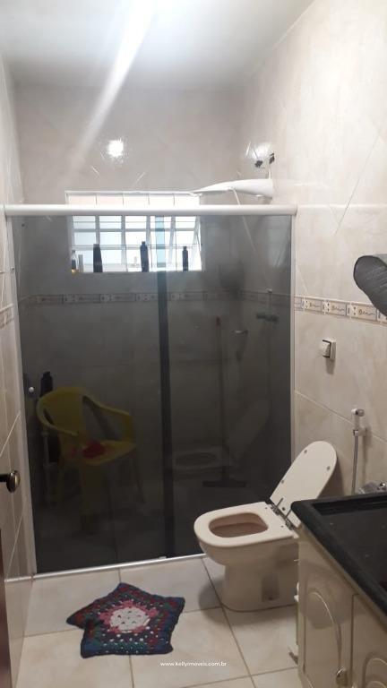 Casa à venda com 2 quartos, 140m² - Foto 8