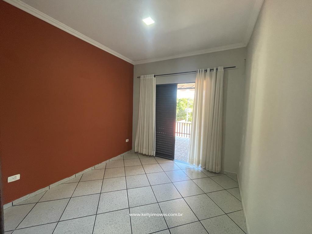 Casa à venda com 3 quartos, 252m² - Foto 4