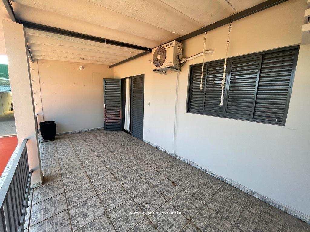 Casa à venda com 3 quartos, 252m² - Foto 7