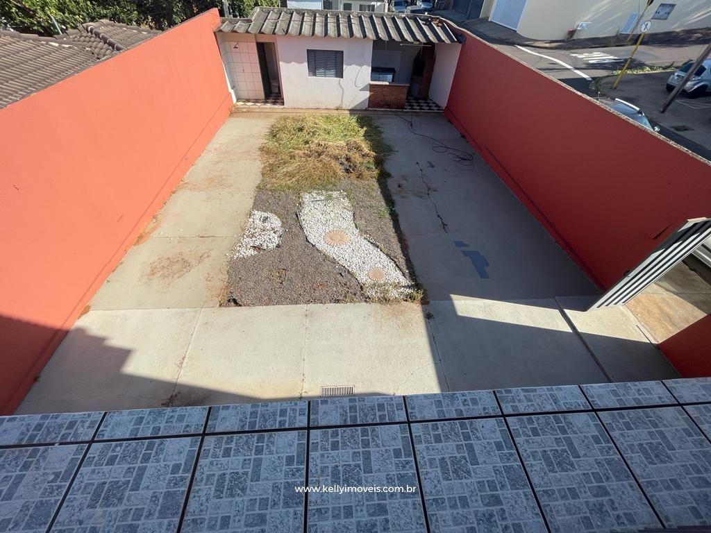 Casa à venda com 3 quartos, 252m² - Foto 11