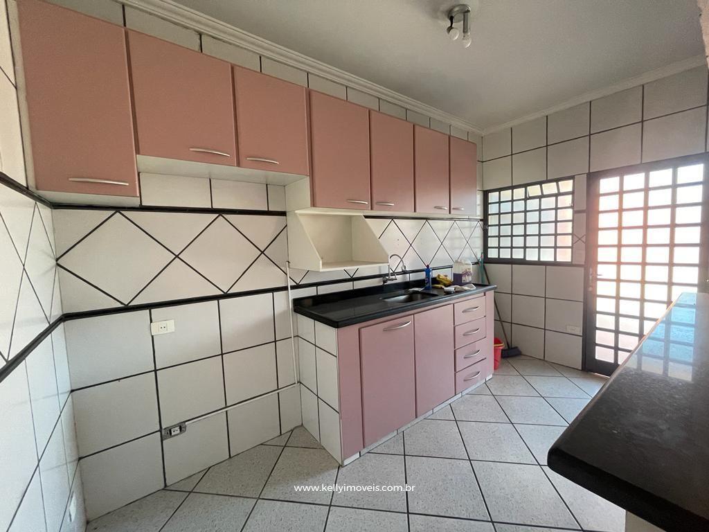 Casa à venda com 3 quartos, 252m² - Foto 16