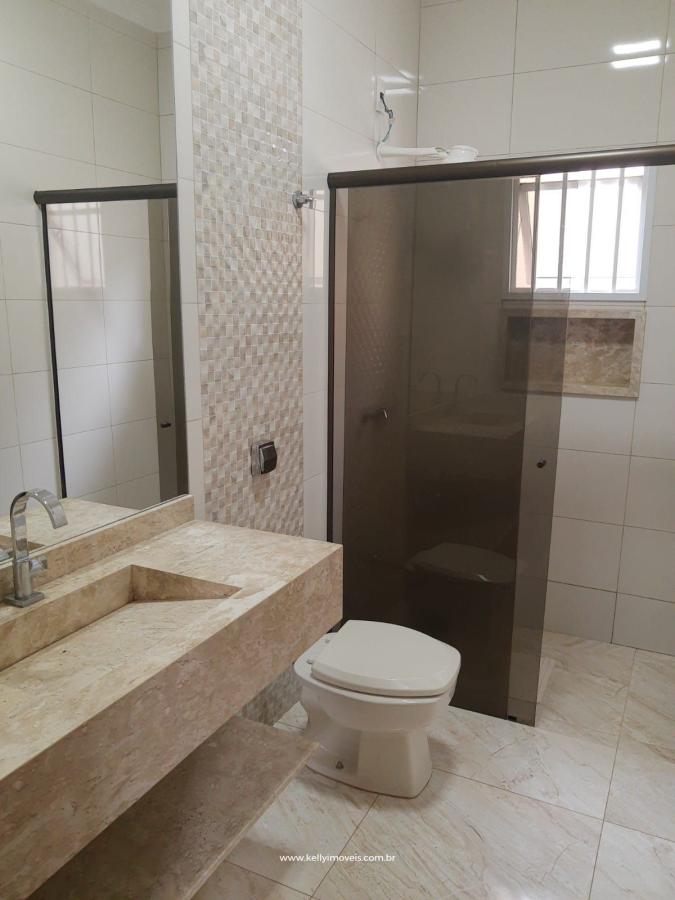 Casa à venda com 3 quartos, 300m² - Foto 5