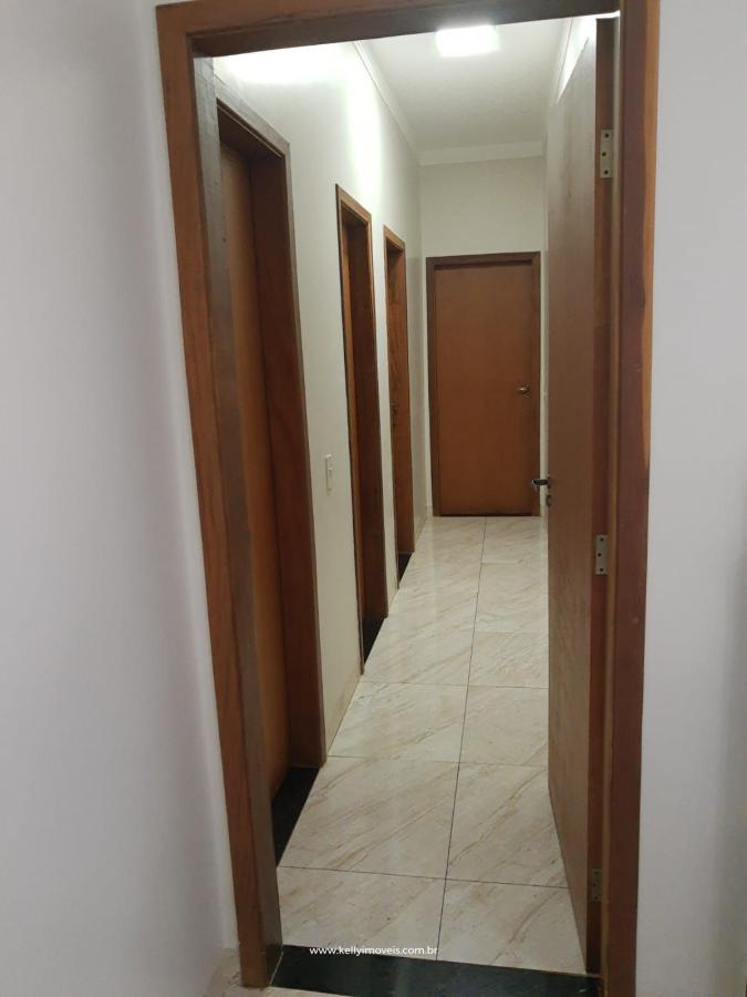 Casa à venda com 3 quartos, 300m² - Foto 12