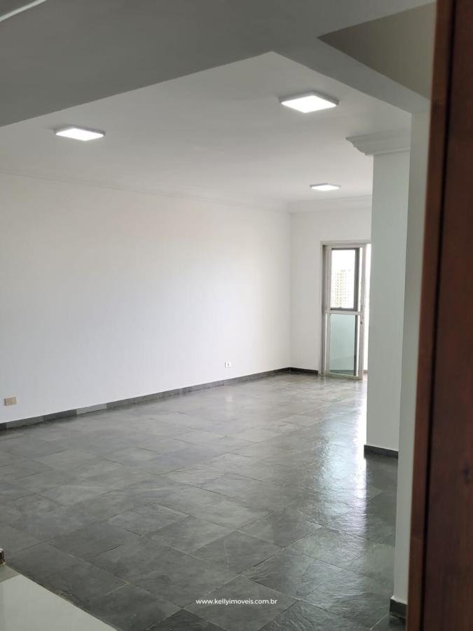 Apartamento à venda com 3 quartos, 110m² - Foto 11