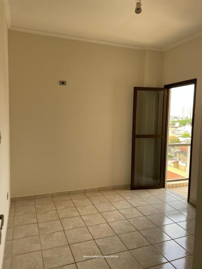 Apartamento à venda com 3 quartos, 118m² - Foto 7