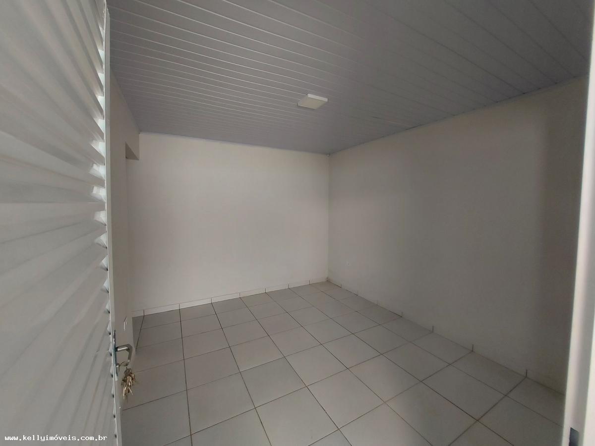 Casa à venda com 2 quartos, 300m² - Foto 6