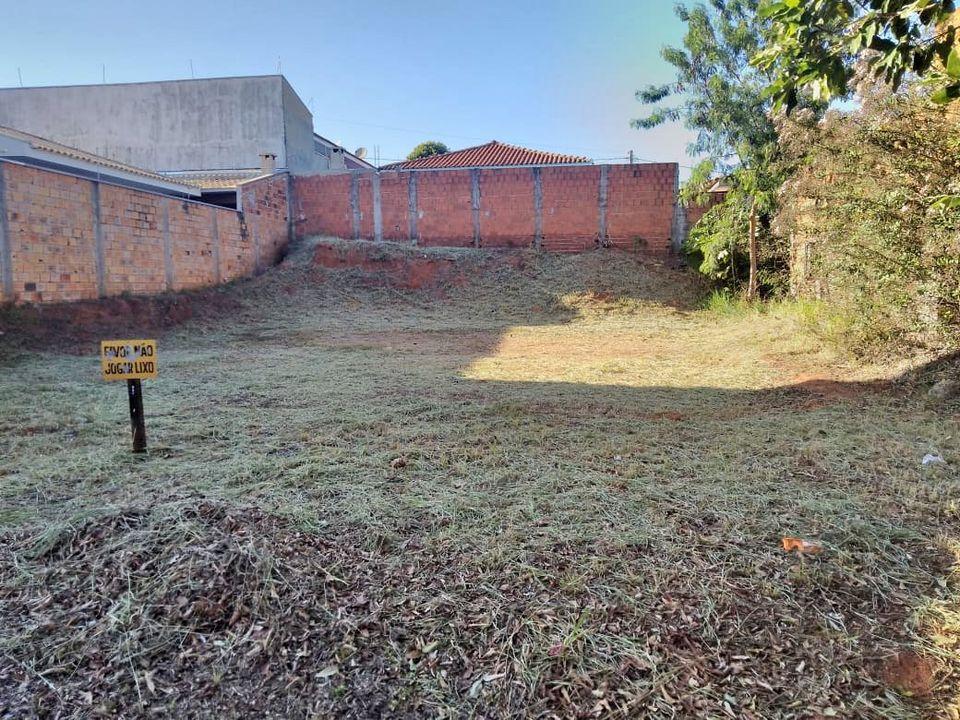 Terreno à venda, 250m² - Foto 1