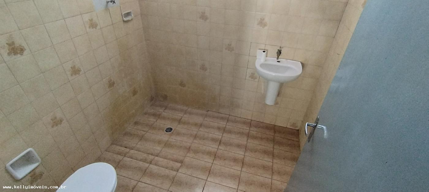 Casa à venda com 2 quartos, 440m² - Foto 13