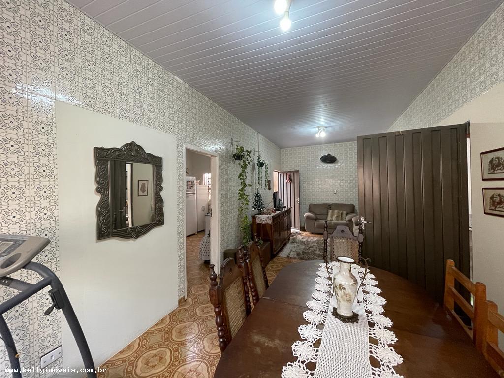 Casa à venda com 3 quartos, 285m² - Foto 3