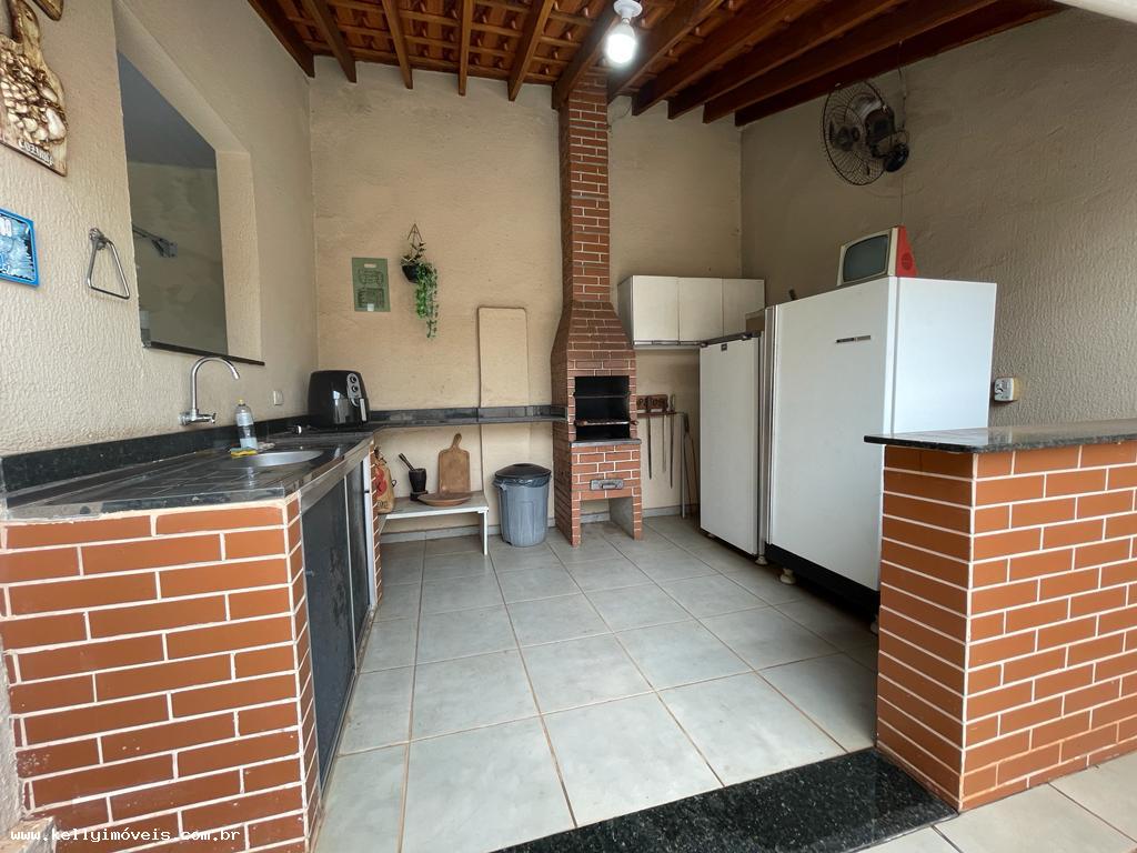 Casa à venda com 3 quartos, 285m² - Foto 25