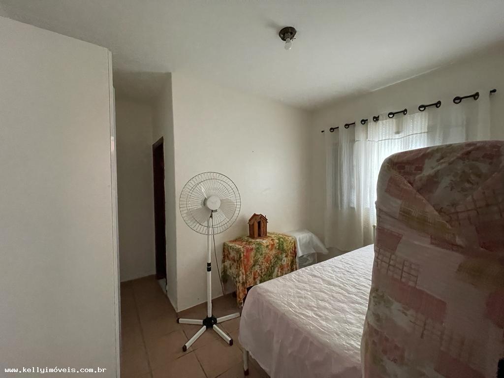 Casa à venda com 4 quartos, 200m² - Foto 8