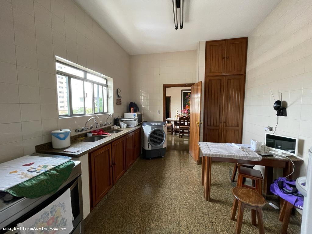 Casa para alugar com 4 quartos, 1042m² - Foto 19