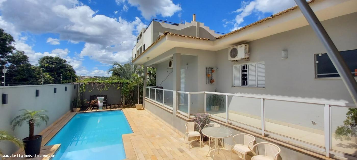 Casa à venda com 3 quartos, 372m² - Foto 29