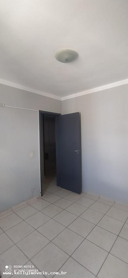 Apartamento à venda com 2 quartos, 65m² - Foto 10