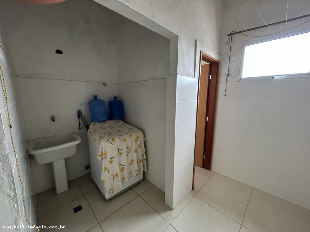 Casa à venda com 3 quartos, 250m² - Foto 15