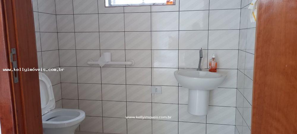 Casa para alugar com 3 quartos, 90m² - Foto 18